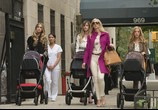 Сериал Неправильная мама / Odd Mom Out (2015) - cцена 4