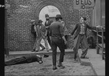 Фильм Малыш / The Kid (1921) - cцена 1