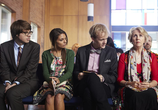 Сериал Полюби меня / Please Like Me (2013) - cцена 5
