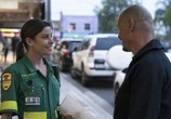 Сериал Посредник / Mr Inbetween (2018) - cцена 2