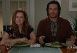 Сериал Разделенные вместе / Splitting Up Together (2018) - cцена 1