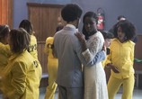 Сериал Попавшая в западню / Prise au piège (2019) - cцена 1