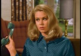 Сериал Моя жена меня приворожила / Bewitched (1964) - cцена 4