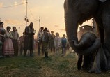 Фильм Дамбо / Dumbo (2019) - cцена 4
