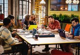 Сериал В четырех стенах / The Great Indoors (2016) - cцена 1
